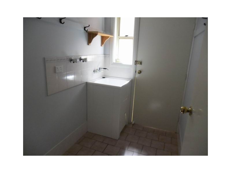 19 Danilenko Street, Parkes NSW 2870