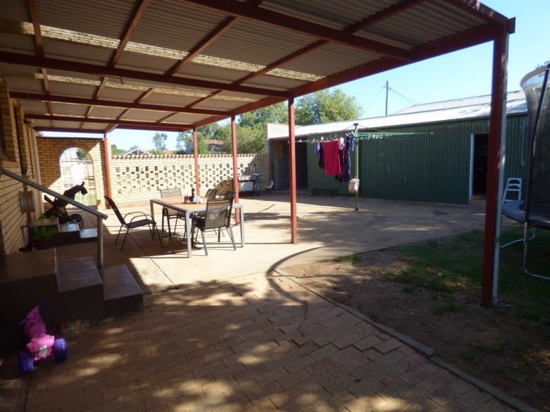 23 Abbott Street, Forbes NSW 2871