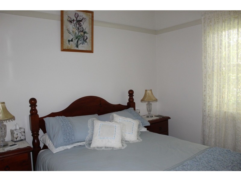 15 Gap St, Parkes NSW 2870