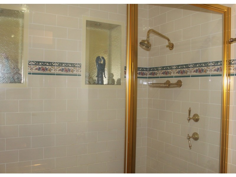 15 Gap St, Parkes NSW 2870