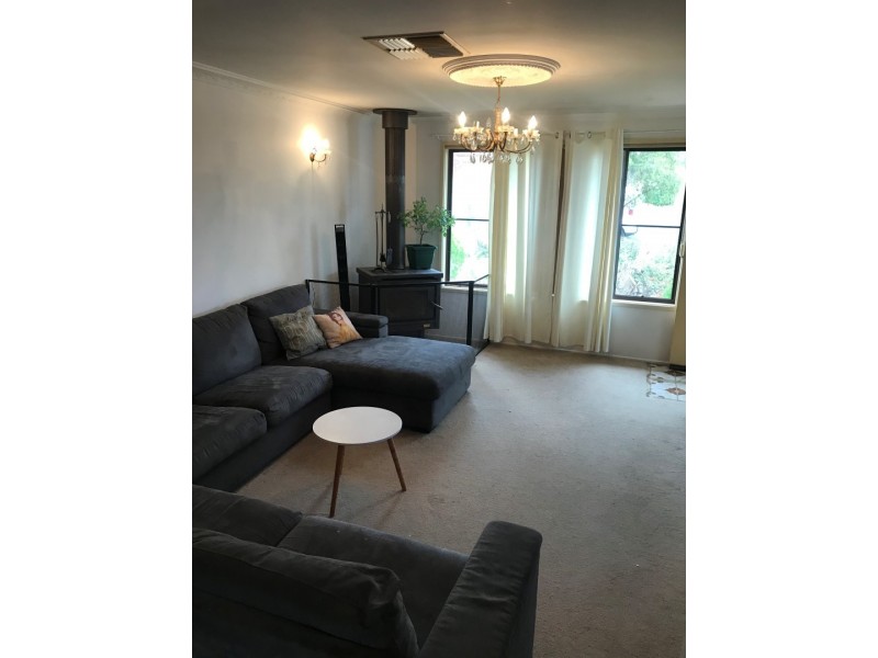 19 Howard Street, Parkes NSW 2870