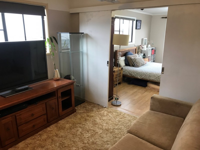 19 Howard Street, Parkes NSW 2870