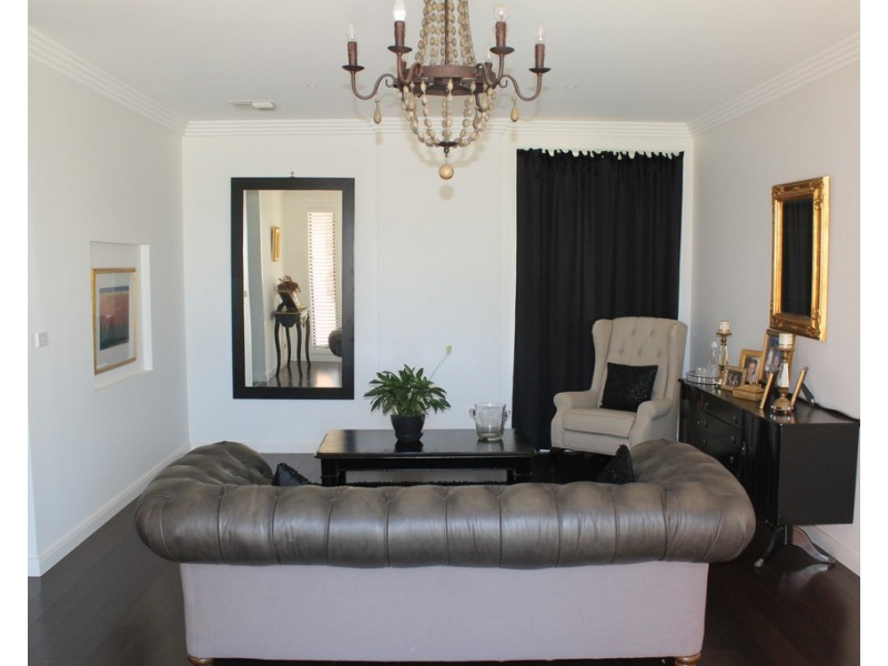35 McGregor Street, Condobolin NSW 2877