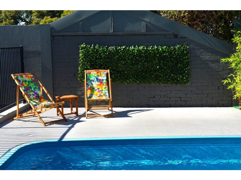 8 High St, Parkes NSW 2870