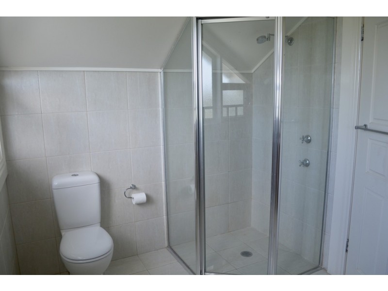 8 High St, Parkes NSW 2870