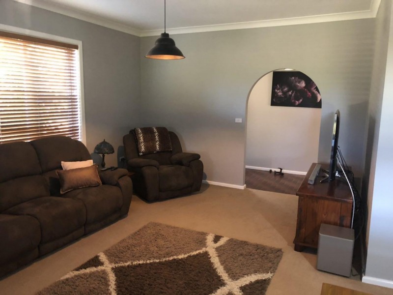 268 Nash Street, Parkes NSW 2870