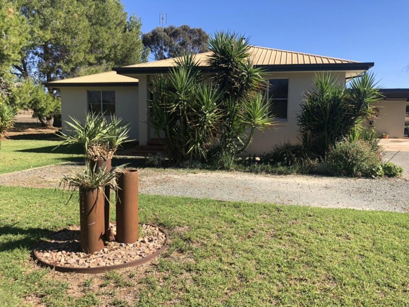 268 Nash Street, Parkes NSW 2870