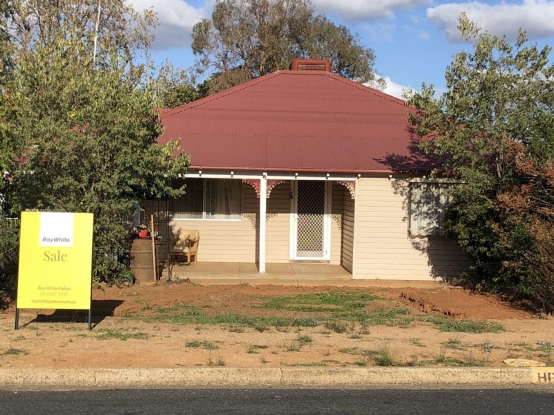 5 Pearce Street, Parkes NSW 2870