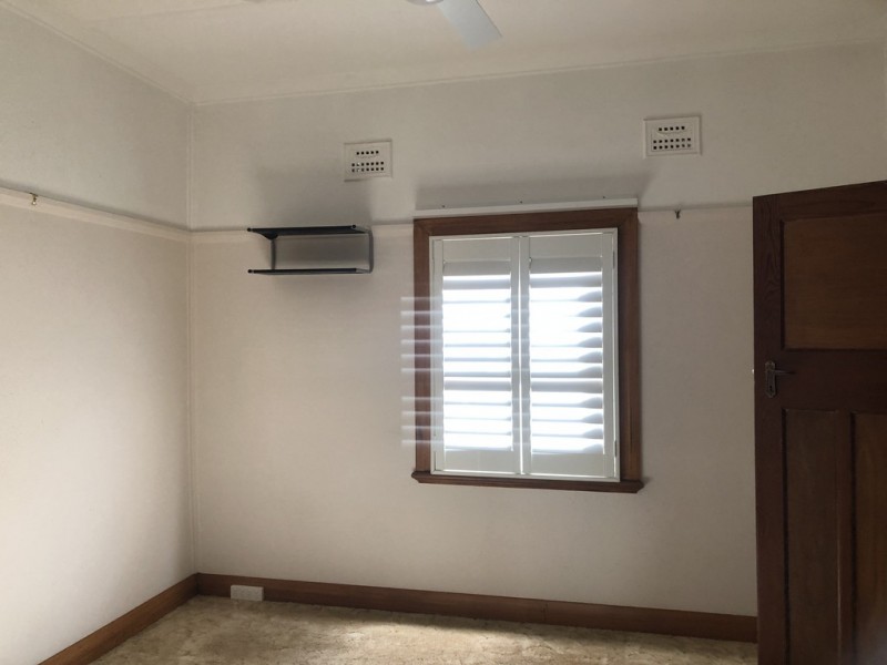 133 Currajong Street, Parkes NSW 2870