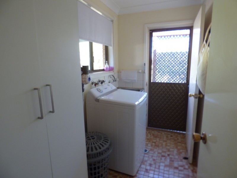 38 Pye Street, Eugowra NSW 2806