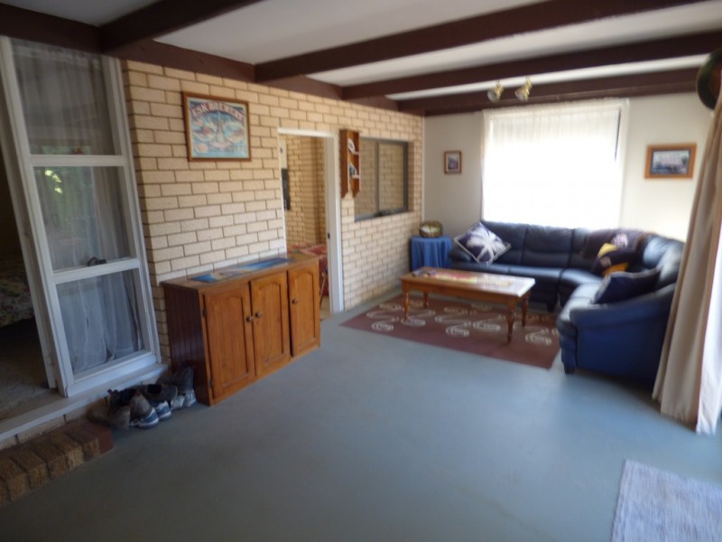 38 Pye Street, Eugowra NSW 2806