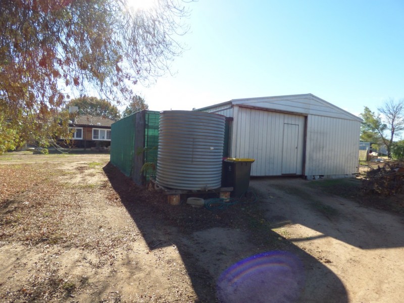 38 Pye Street, Eugowra NSW 2806