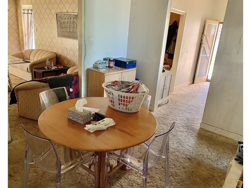 28 Caswell, Peak Hill NSW 2869