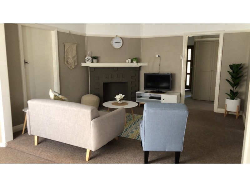 70 Mitchell Street, Parkes NSW 2870