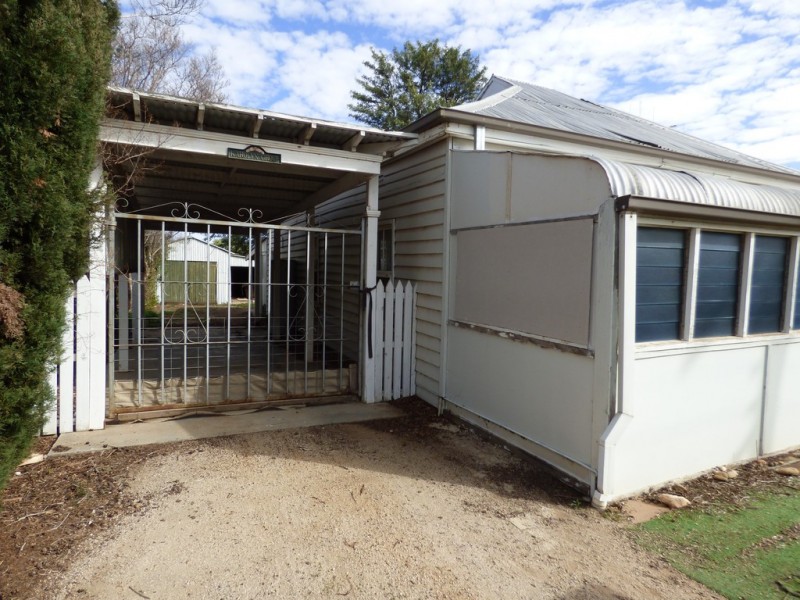 46 Farnell Street, Forbes NSW 2871