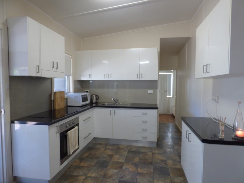 49 Flint Street, Forbes NSW 2871