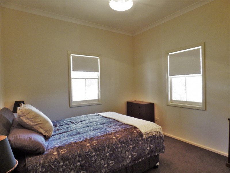 49 Flint Street, Forbes NSW 2871