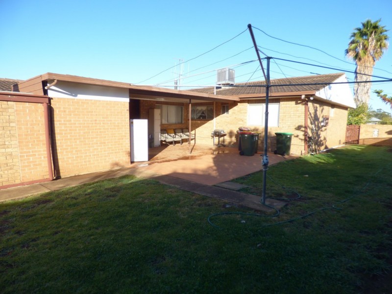 64 William Street, Forbes NSW 2871