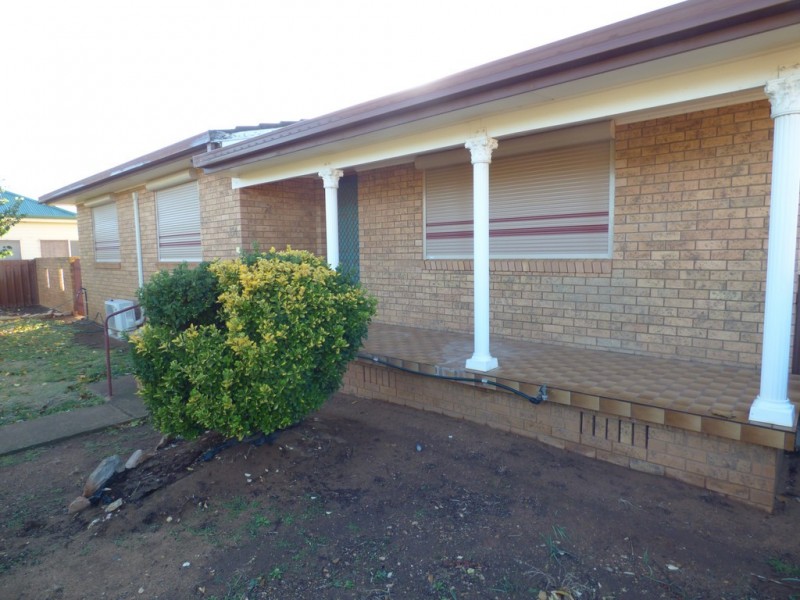 64 William Street, Forbes NSW 2871