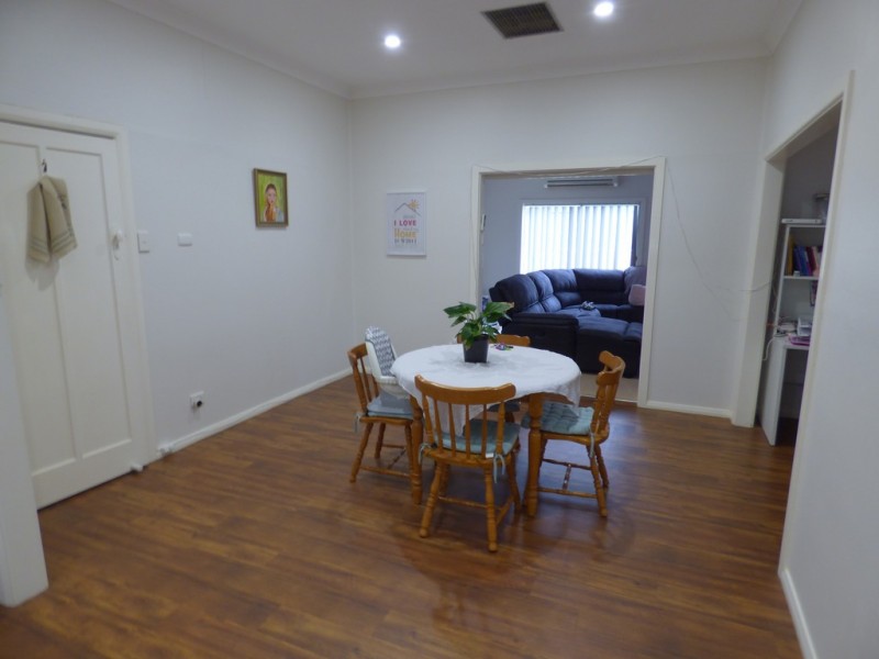 2 Reid Street, Forbes NSW 2871