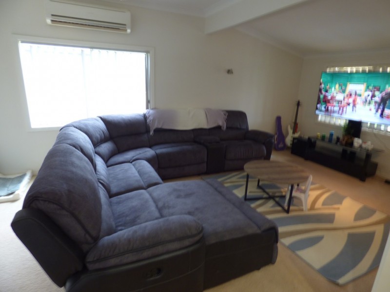 2 Reid Street, Forbes NSW 2871