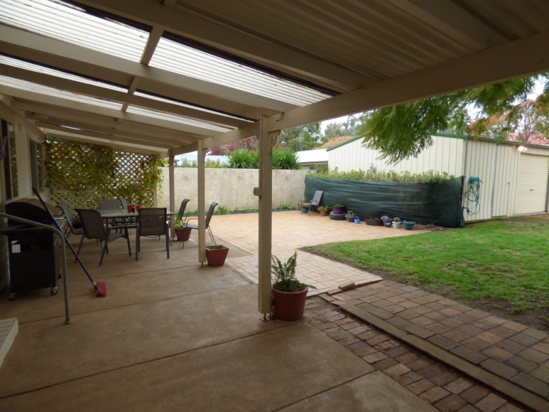 2 Reid Street, Forbes NSW 2871