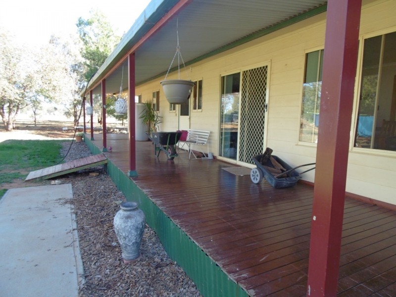 357 Henry Parkes Way, Parkes NSW 2870