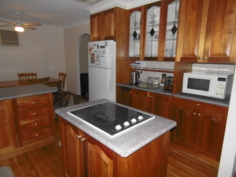 93 Victoria Street, Parkes NSW 2870