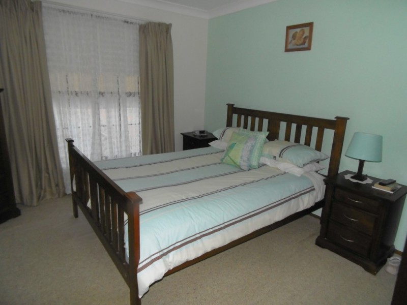 93 Victoria Street, Parkes NSW 2870