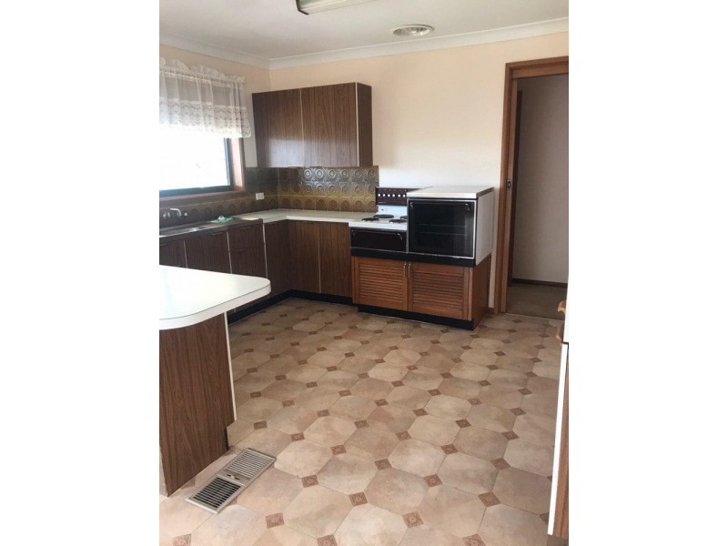 17 Jubilee Street, Parkes NSW 2870