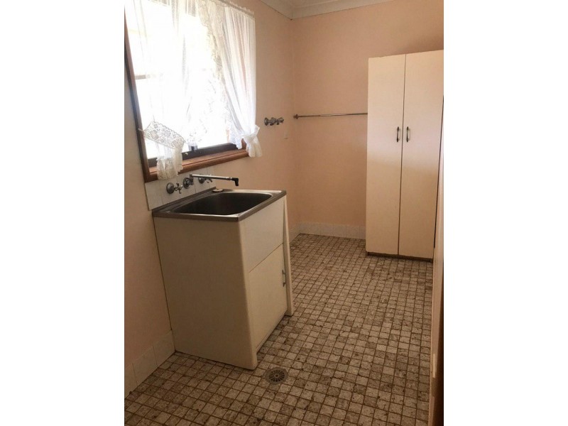 17 Jubilee Street, Parkes NSW 2870