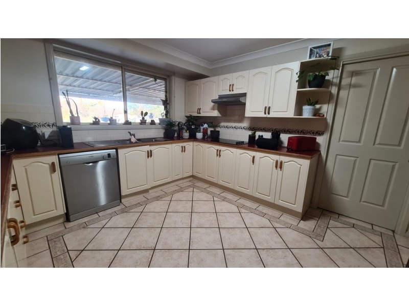 239 Nash Street, Parkes NSW 2870