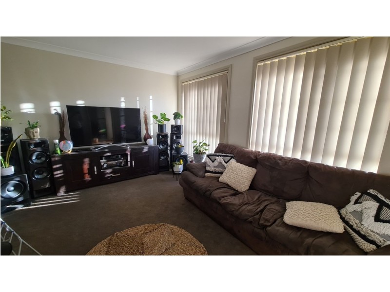 239 Nash Street, Parkes NSW 2870