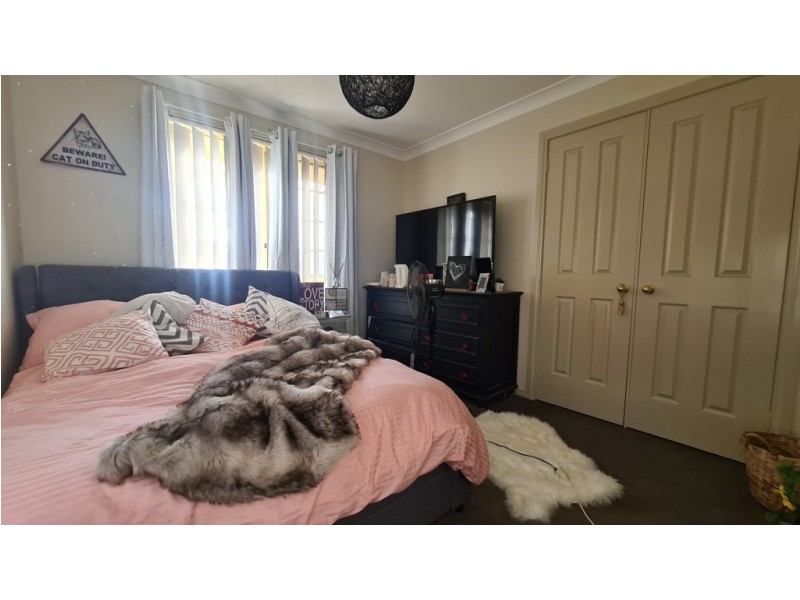 239 Nash Street, Parkes NSW 2870