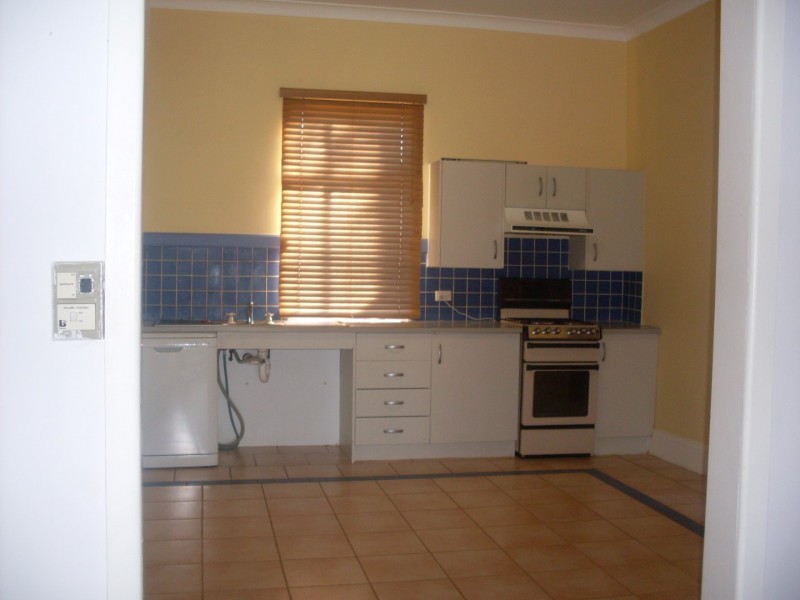 40 Victoria Street, Parkes NSW 2870