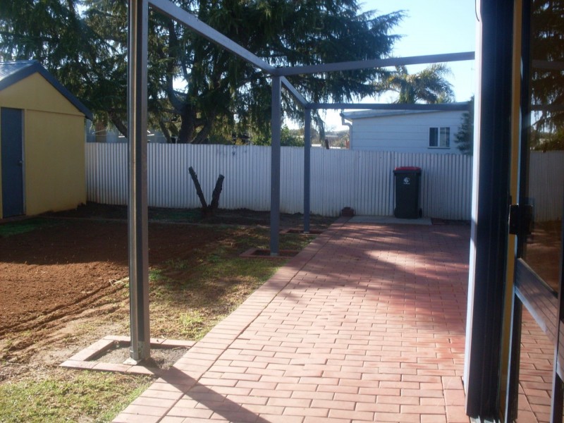 40 Victoria Street, Parkes NSW 2870