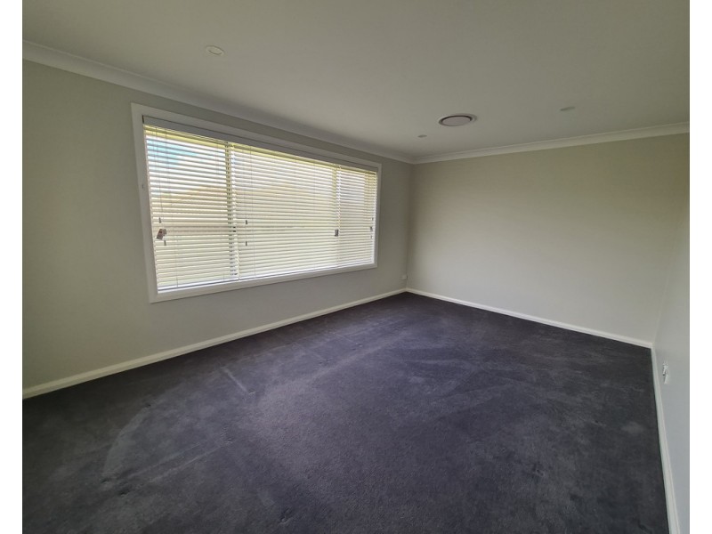 15 Koala Street, Parkes NSW 2870