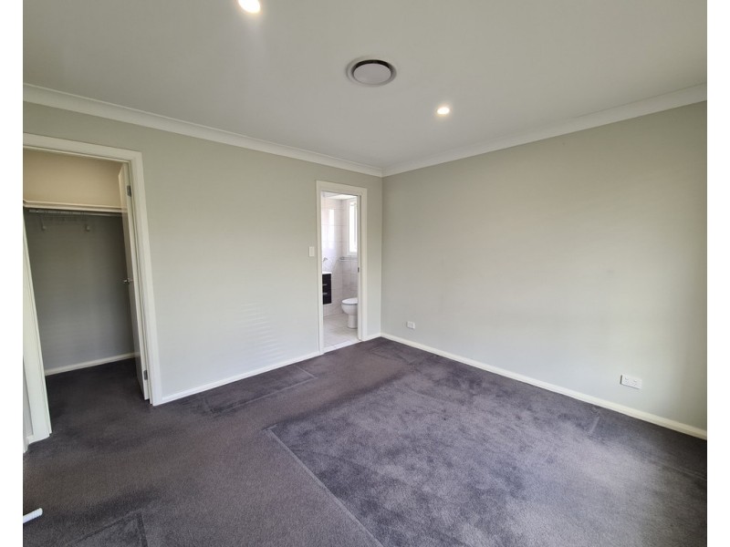 15 Koala Street, Parkes NSW 2870