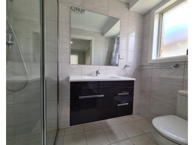 15 Koala Street, Parkes NSW 2870
