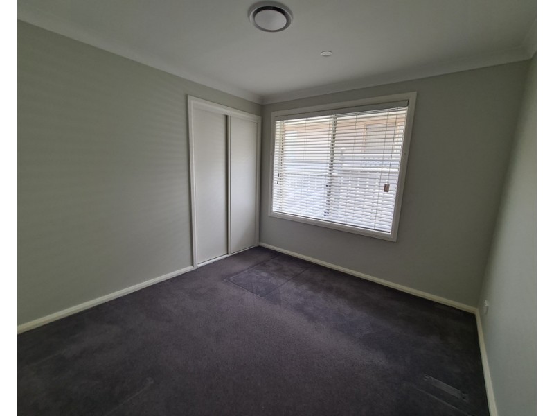 15 Koala Street, Parkes NSW 2870
