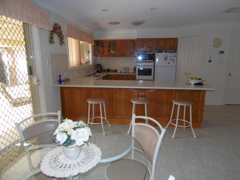 18 Jubilee Street, Parkes NSW 2870