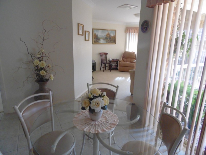 18 Jubilee Street, Parkes NSW 2870