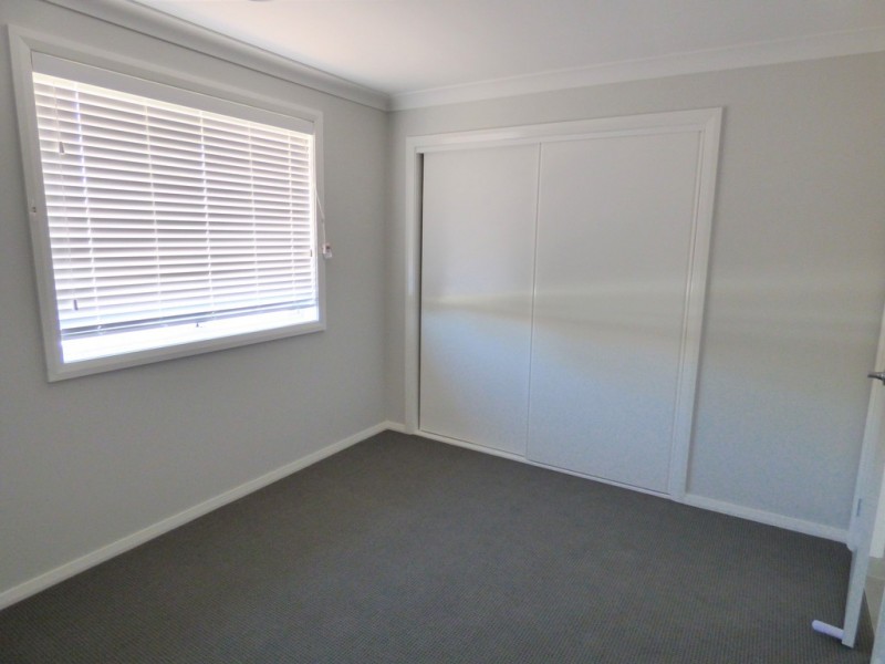 2a and 2b Dunstan Close, Forbes NSW 2871