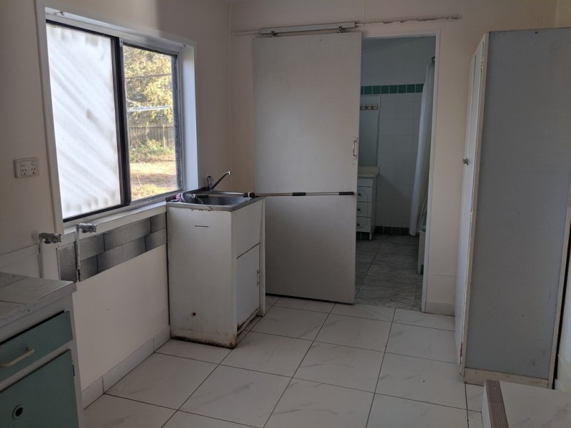 65 Close, Parkes NSW 2870