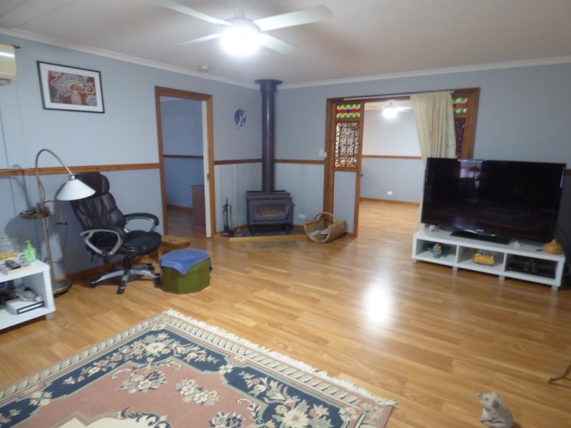 15 Willbe Street, Eugowra NSW 2806