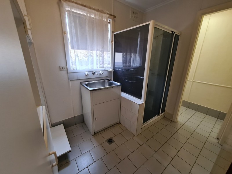 17 Thornbury Street, Parkes NSW 2870