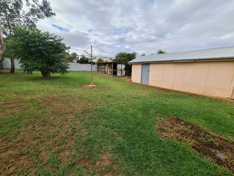 17 Thornbury Street, Parkes NSW 2870