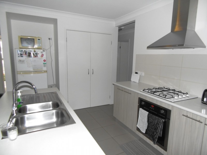 11 Warragrah Place, Parkes NSW 2870