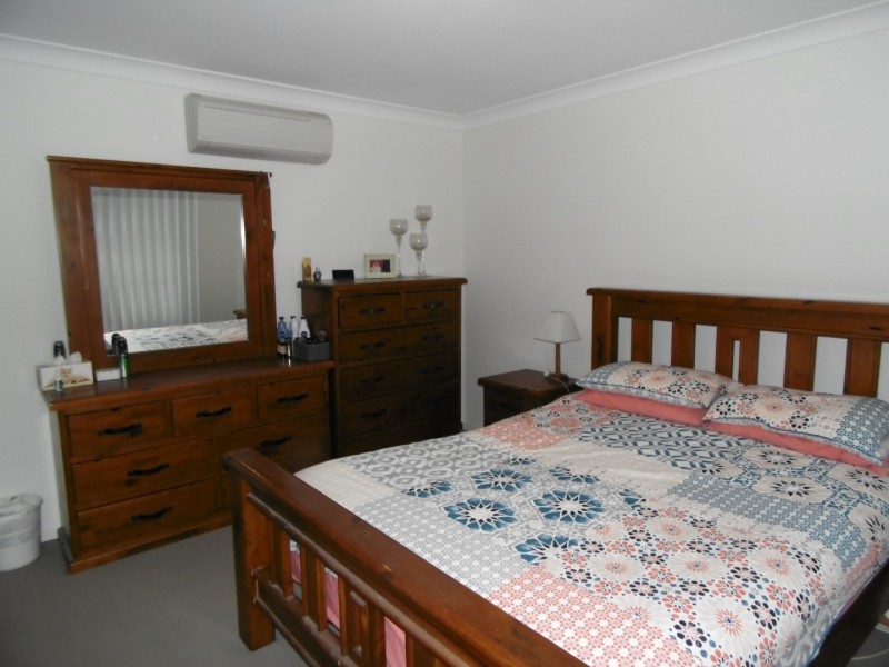 11 Warragrah Place, Parkes NSW 2870