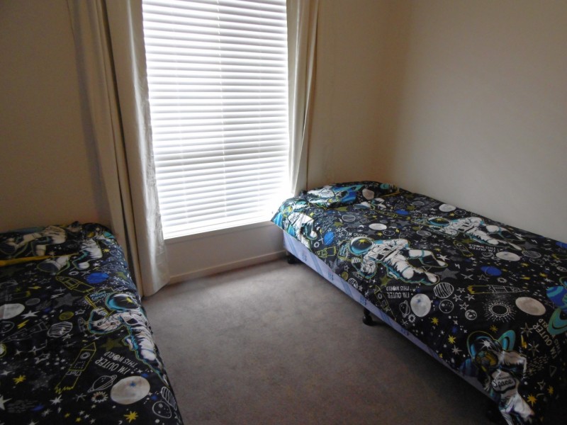 11 Warragrah Place, Parkes NSW 2870